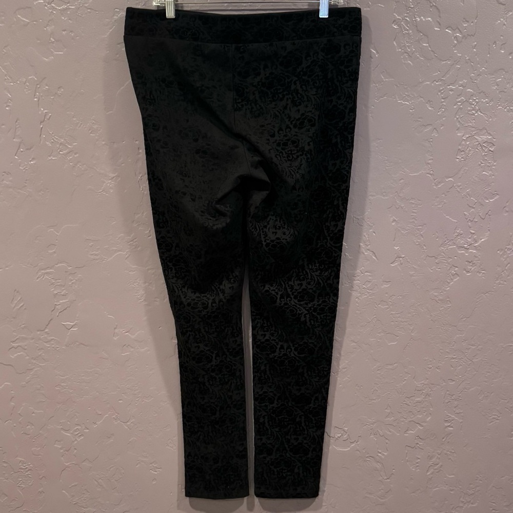 NYDJ Black Patterned Pants - 10 ❤️ - Picture 2 of 4